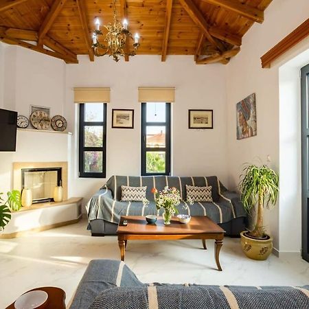 Stoúpa Mani Stone Built Home A Breath Away To The Sea מראה חיצוני תמונה