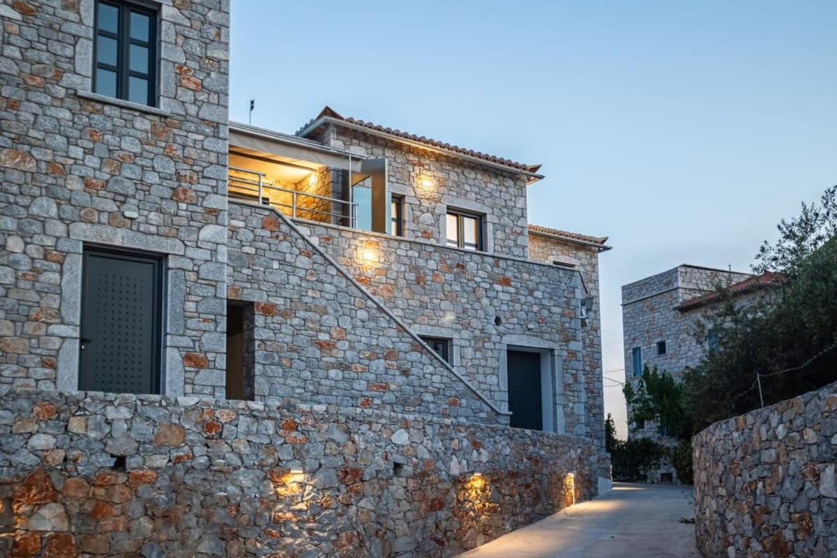 Stoúpa Mani Stone Built Home A Breath Away To The Sea מראה חיצוני תמונה
